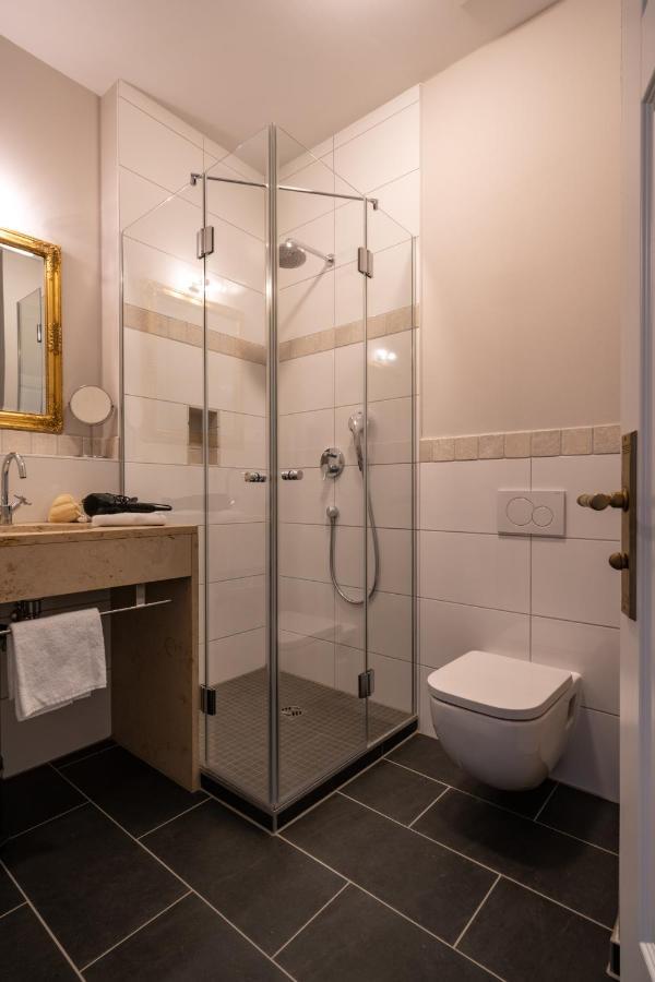 Hotel Zur Krone Sankt Martin Exteriör bild
